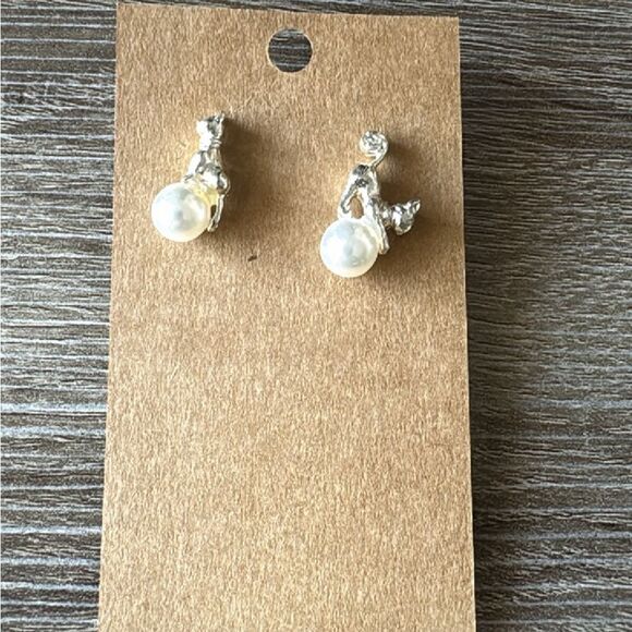 CatāstudāearringsāA746 - Picture 5 of 5